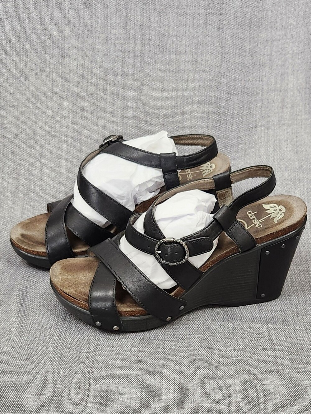 Dansko Frida Wedge Black Leather Strap Sandals. Size 40 - Picture 2 of 11